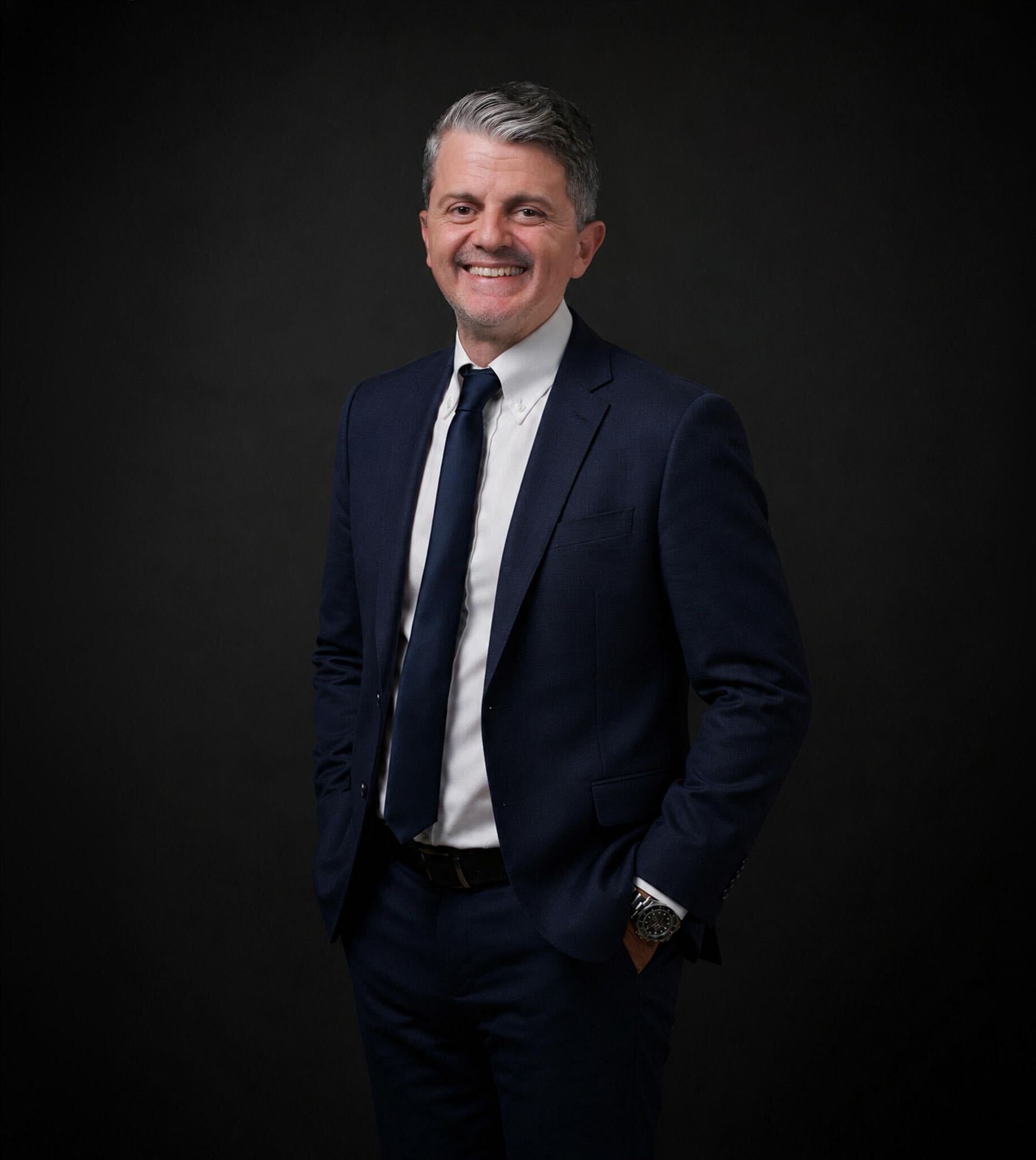 Professor Alex Quaranta, specialist periodontist